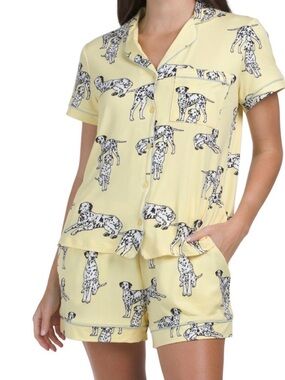 NWOT Chelsea Peer Yellow Dalmatian Print Short Pajama Set